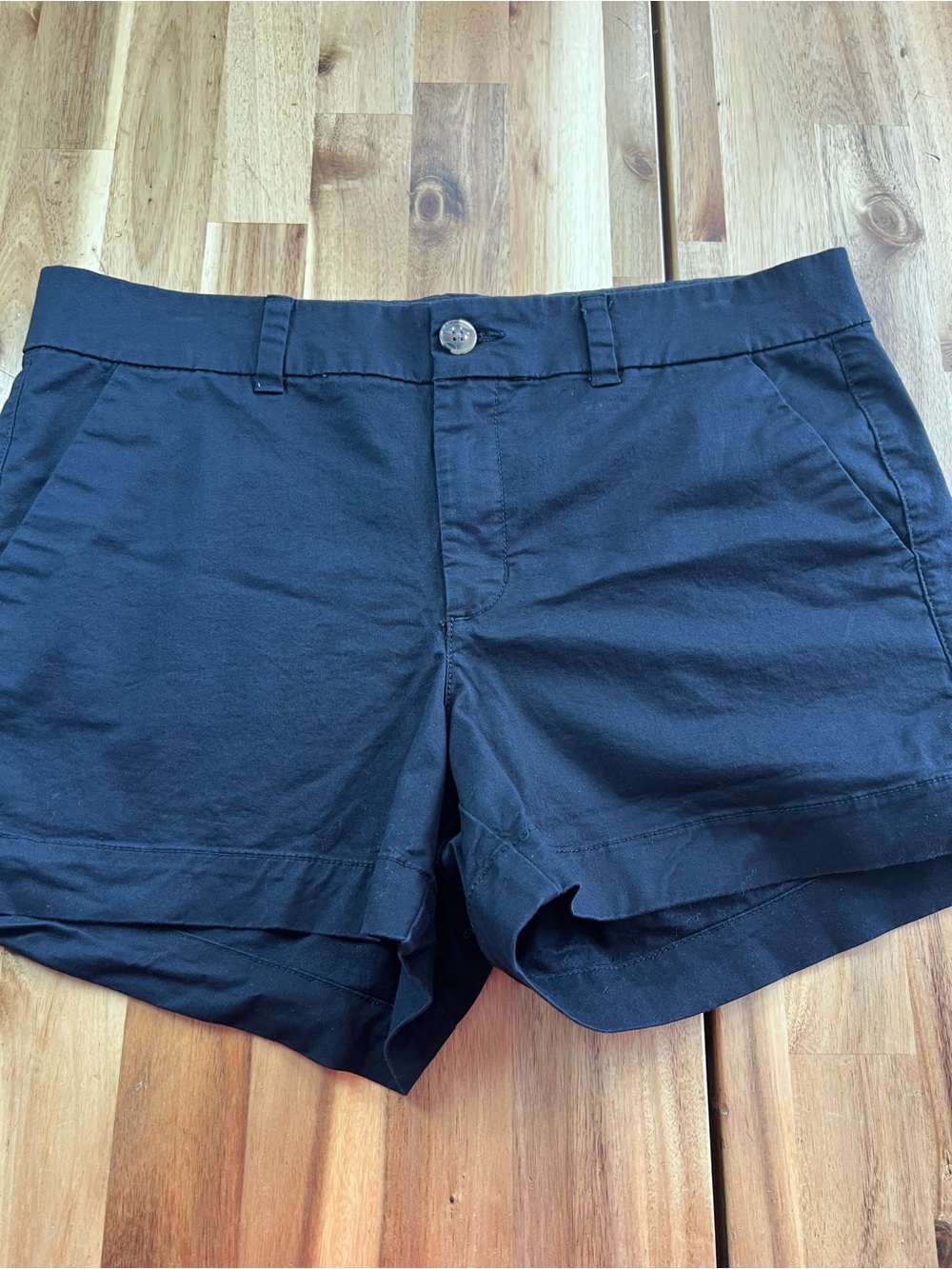 Old Navy Everyday Shorts Size 10 Black Mid Rise Casual